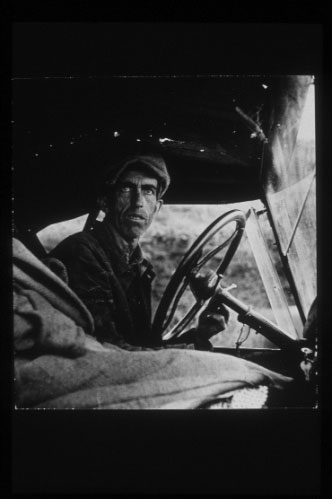 Dorothea Lange, "Ditched, stalled and stranded, San Joaquin Valley, California" (1935)